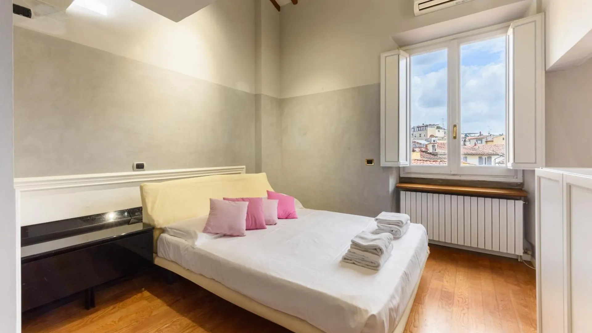 Regina House By Mmega Apartment Florence 0*,  Italy